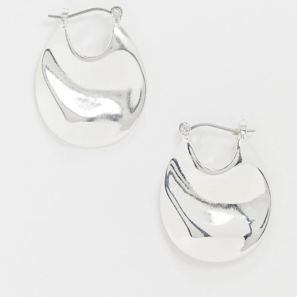 NWT Saint Lola silver plated wavy hoop earrings